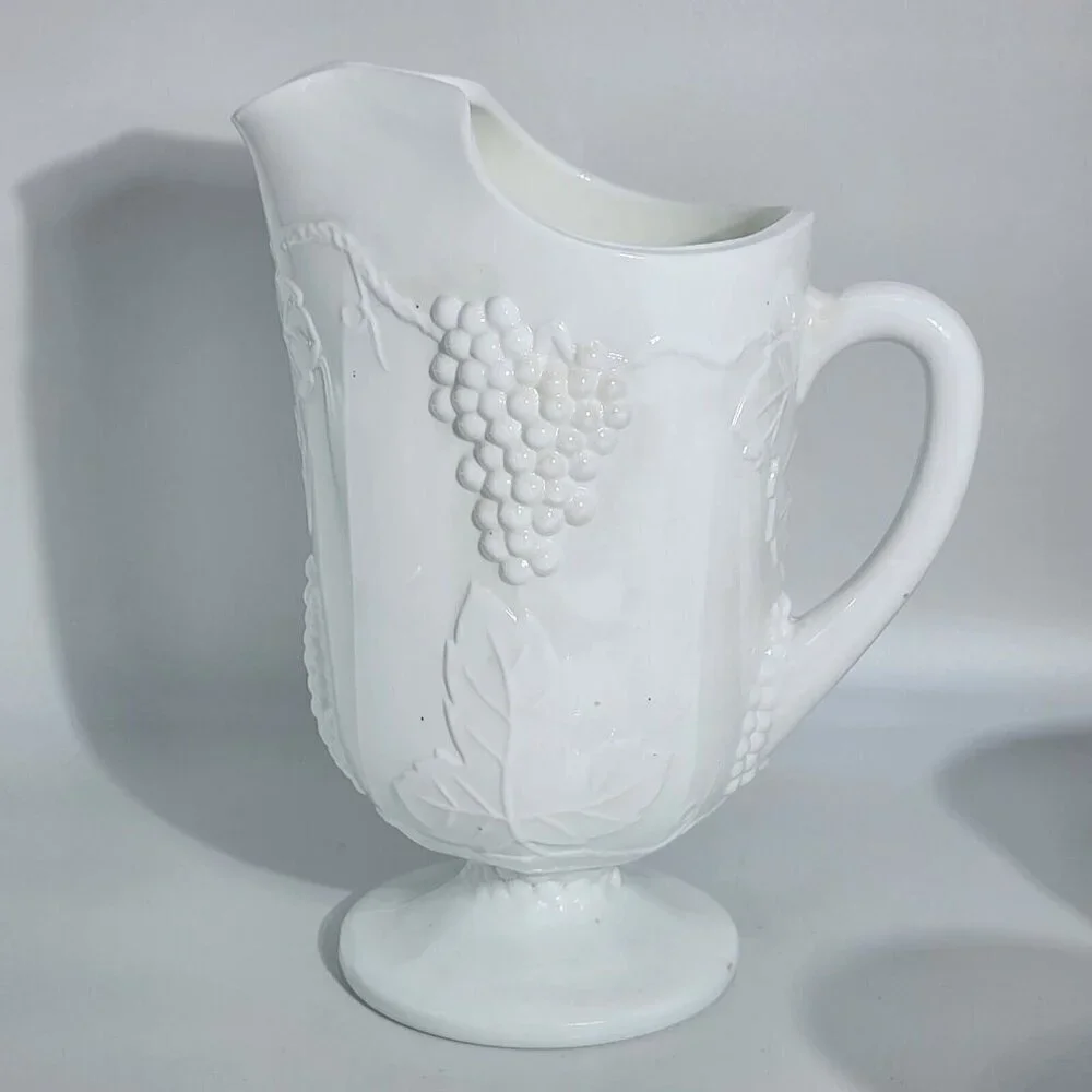 Indiana Milk Glass Colony Harvest Grape Pitcher And Tumblers Set Of 5 Vintage